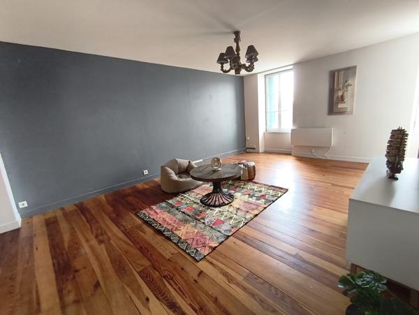 Immeuble
         10 pièces
        - 230 m² Exclusivité 206 500 € *