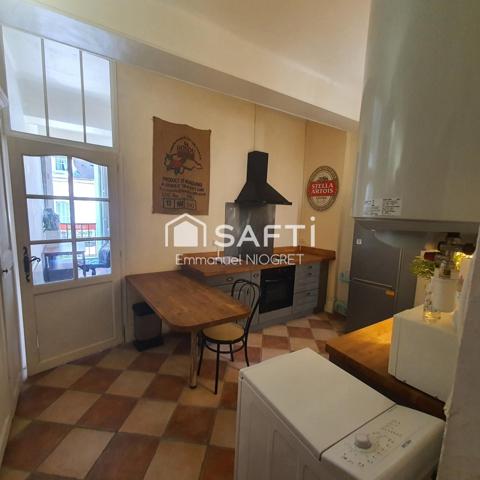 Superbe T2 de 33 m² dans centre historique, au calme