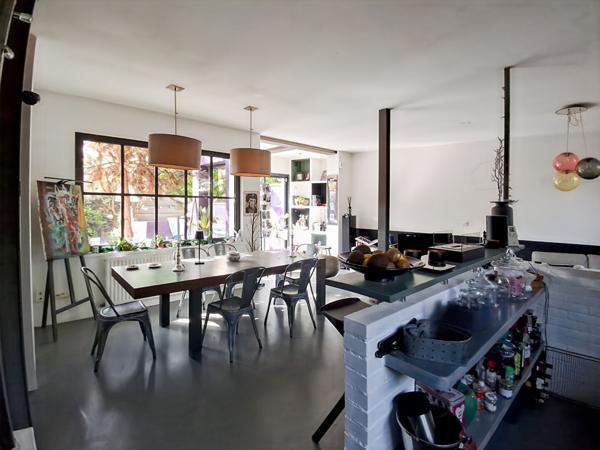 SURESNES 8' Tram - maison familiale de charme spacieuse plein sud offrant 4 chambres