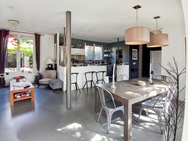 SURESNES 8' Tram - maison familiale de charme spacieuse plein sud offrant 4 chambres