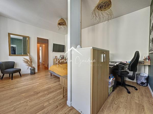 Millau (12100) APPARTEMENT F4 100 M² 1ER ÉTAGE / TERRASSE / POSSIBLITÉ GARAGE