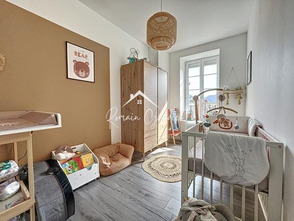 Millau (12100) APPARTEMENT F4 100 M² 1ER ÉTAGE / TERRASSE / POSSIBLITÉ GARAGE