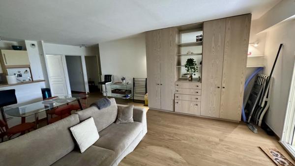 Nice (06000) BAIL MEUBLÉ / T2 d'environ 50m² + jardin + garage