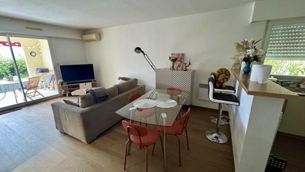 Nice (06000) BAIL MEUBLÉ / T2 d'environ 50m² + jardin + garage