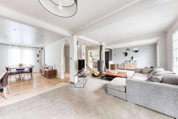 Maison Roissy En Brie 5 pièce(s) 109.9 m2