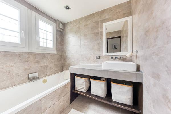 Maison Roissy En Brie 5 pièce(s) 109.9 m2