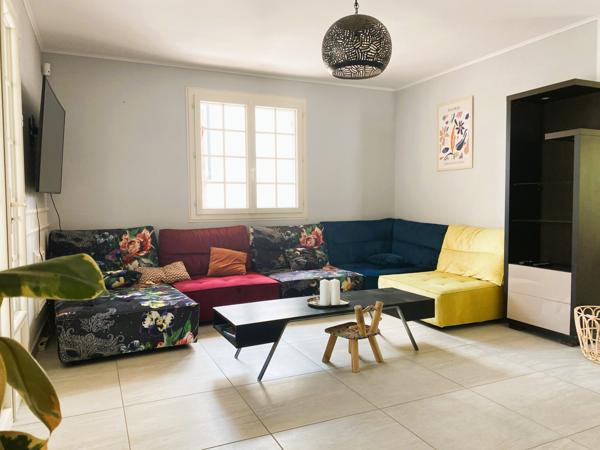 Centre-village - villa T 5 - 146 m2- terrain arboré 450m2 -