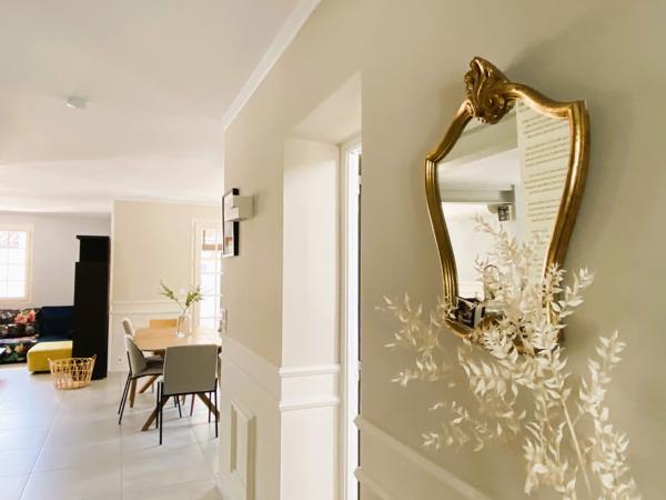 Centre-village - villa T 5 - 146 m2- terrain arboré 450m2 -