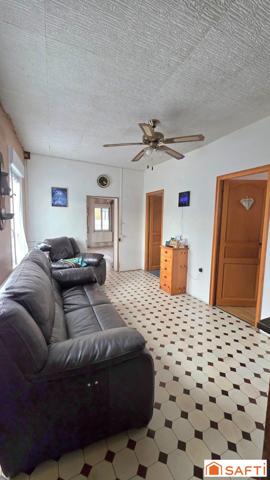 Longère individuelle T4 de PLAIN PIED avec combles aménageables, jardin et garage.