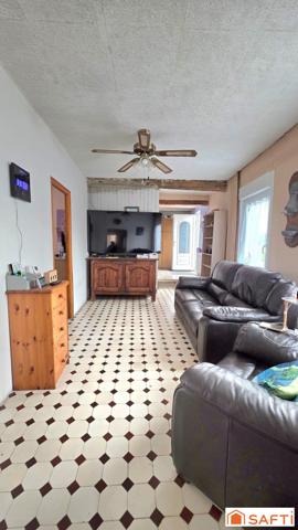 Longère individuelle T4 de PLAIN PIED avec combles aménageables, jardin et garage.