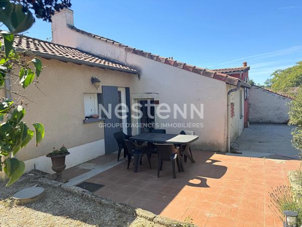 A vendre - Maison de caractère possibilité 3 chambres avec jardin et dépendances - 15 min Doué-en-Anjou - D6124