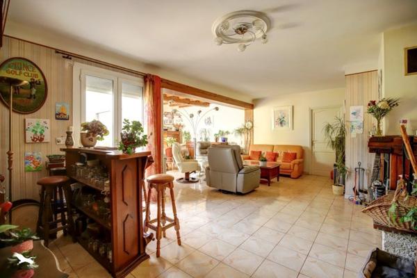 Maison à vendre |  Saint-Sulpice-la-Pointe |  5 pièces | 140 m²