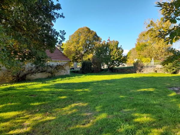 Maison à vendre 6 pièces GUIPY (58) - 115 m 2 - dépendances - terrain 697 m2