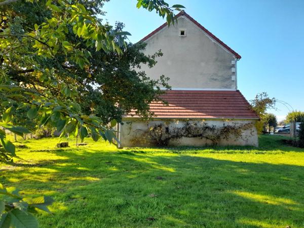 Maison à vendre 6 pièces GUIPY (58) - 115 m 2 - dépendances - terrain 697 m2