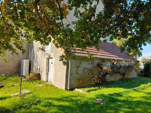 Maison à vendre 6 pièces GUIPY (58) - 115 m 2 - dépendances - terrain 697 m2