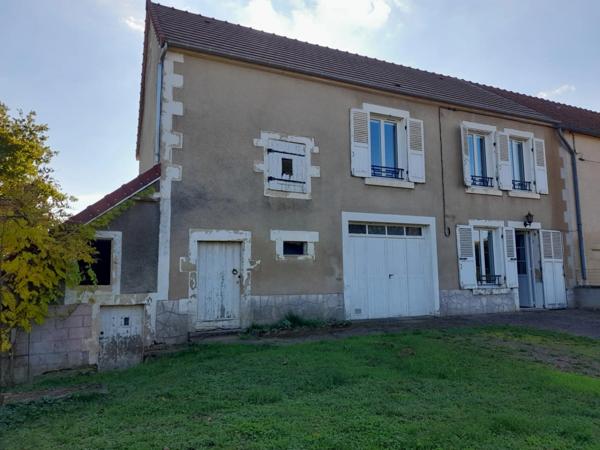 Maison à vendre 6 pièces GUIPY (58) - 115 m 2 - dépendances - terrain 697 m2