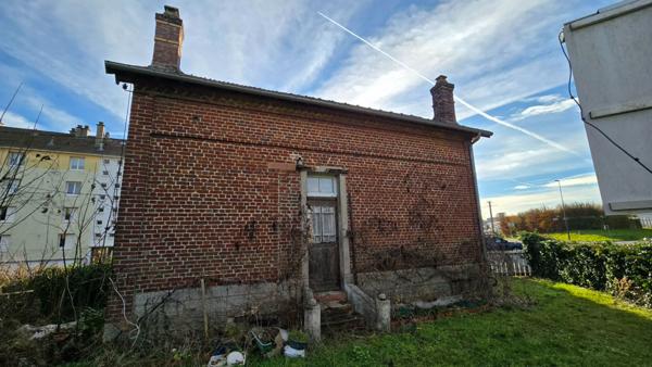 Gisors maison 4 pièces à rénover.possibilité de construire 3 maisons mitoyennes