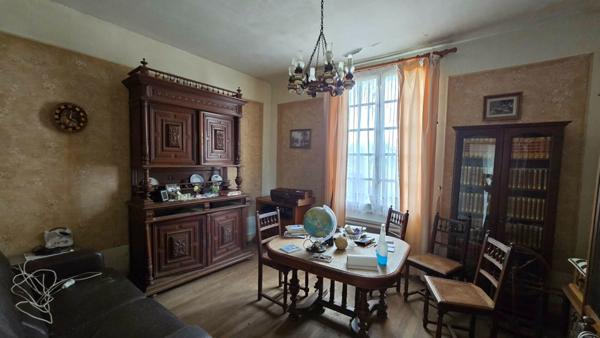 Gisors maison 4 pièces à rénover.possibilité de construire 3 maisons mitoyennes