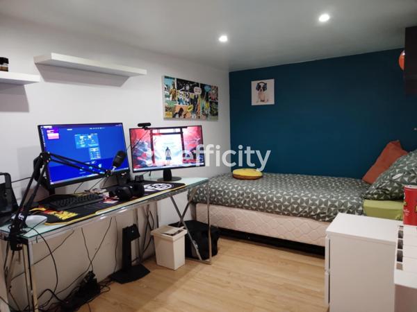 Maison 8 pièces - 210 m²