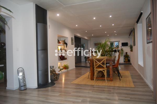 Maison 8 pièces - 210 m²