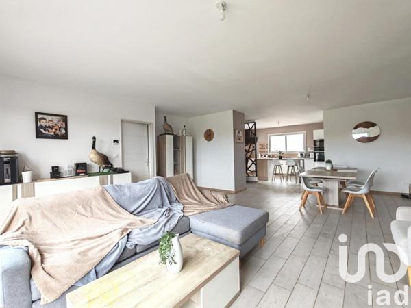 Maison à vendre 6 pièces 125 m² Surgères