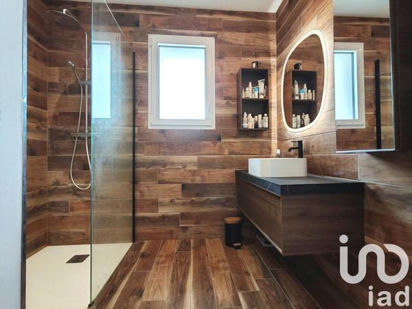 Maison à vendre 6 pièces 125 m² Surgères