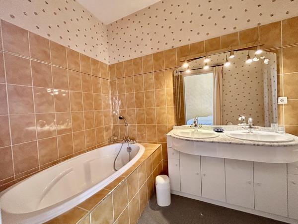 Vente / Maison de maître