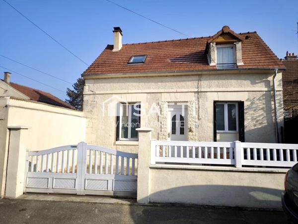 Maison familiale avec jardin arboré, au calme !