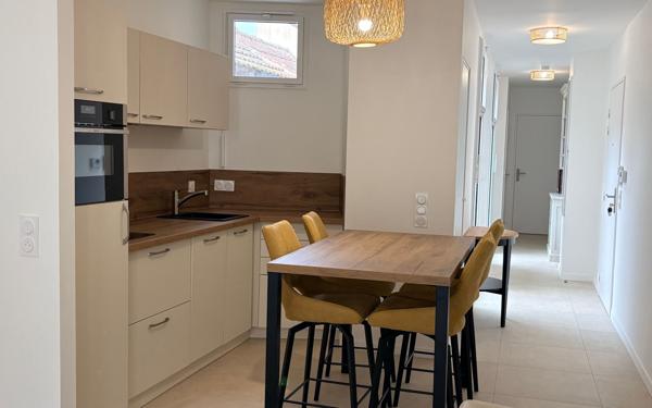 Appartement à vendre    3 pièces • 57 m2 Pau