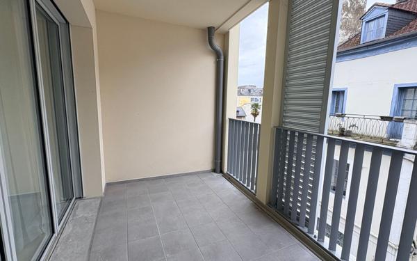 Appartement à vendre    3 pièces • 57 m2 Pau