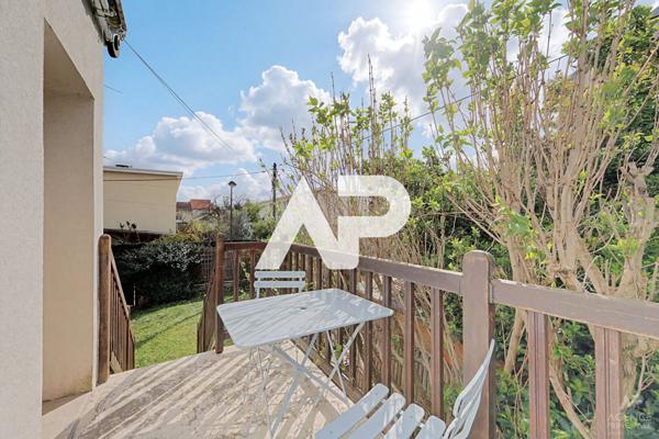 Maison RUEIL-MALMAISON 7 pièces 133 m² €875 000 ** - Référence 19492