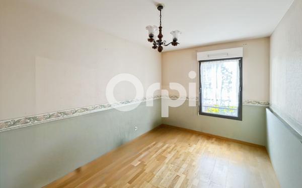 Appartement à vendre    4 pièces • 92,36 m2 Mantes-la-Jolie