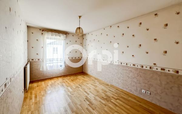 Appartement à vendre    4 pièces • 92,36 m2 Mantes-la-Jolie