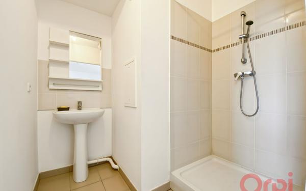 Appartement à vendre    5 pièces • 94,54 m2 Aubervilliers