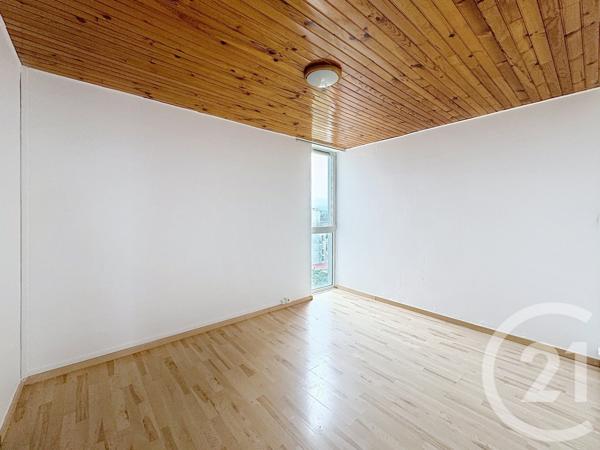 Appartement F3 à vendre  3 pièces - 55,73 m2 ST DENIS - 93