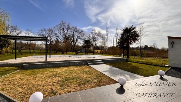 Propriété d'Exception à vendre 8 pièces REVEL (31)