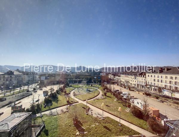 Commerce À vendre 1311 m²