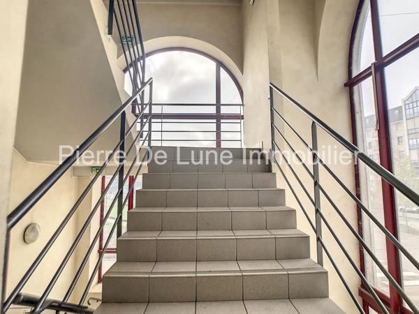 Commerce À vendre 1311 m²