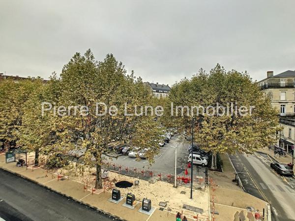 Commerce À vendre 1311 m²