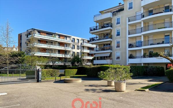 Appartement à vendre    2 pièces • 48,42 m2 Tassin-la-Demi-Lune