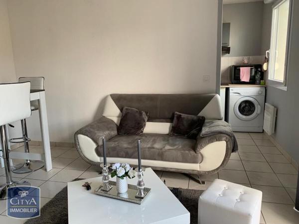 Appartement à louer 2 pièces 55m²