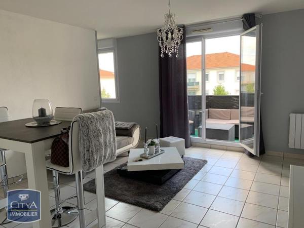Appartement à louer 2 pièces 55m²