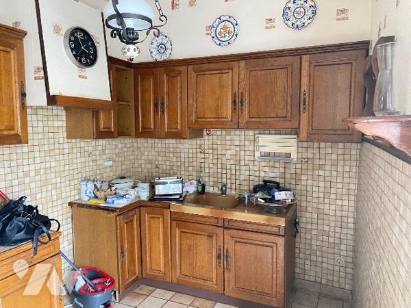 Une maison d'habitation proche du centre-ville