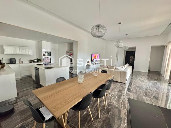 PAVILLON 2022 DE PLAIN PIED 4 CHAMBRES ET PISCINE A NIORT !