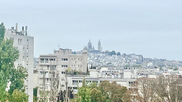 Studio 9,5 m² Buttes-Chaumont Paris 19