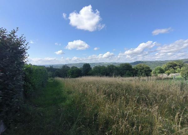 Terrain à vendre    4 079 m2 Ussac