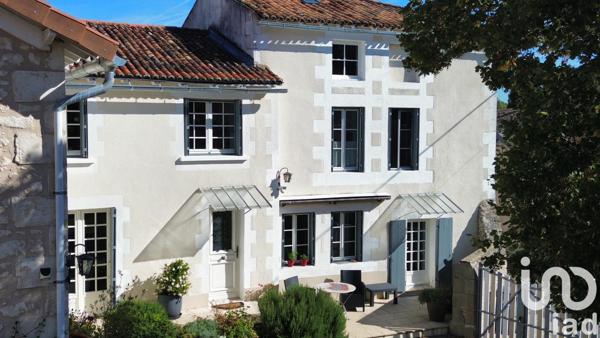 Maison à vendre 7 pièces 214 m² Migné-Auxances