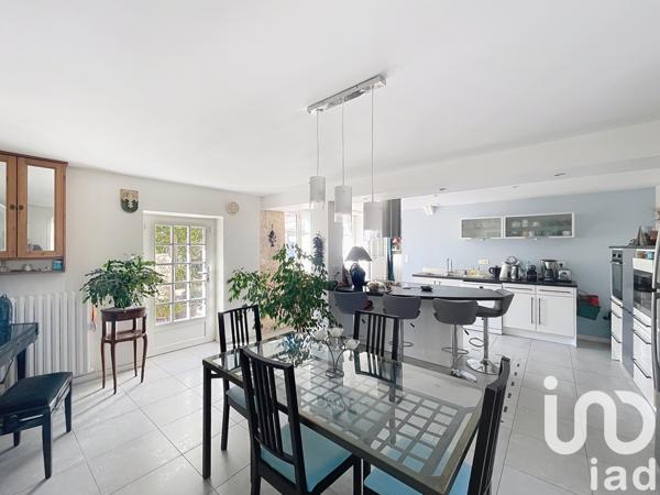 Maison à vendre 7 pièces 214 m² Migné-Auxances