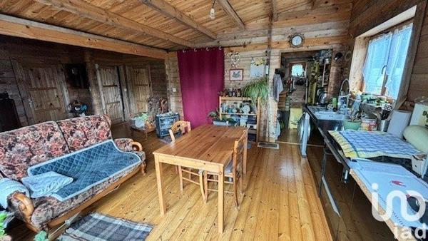 Maison 3 pièces de 84 m² à Plonévez-du-Faou (29530)