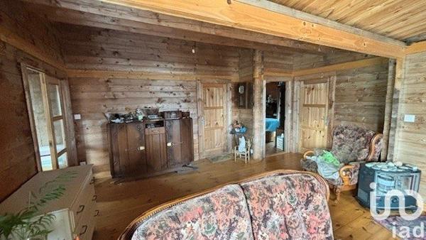 Maison 3 pièces de 84 m² à Plonévez-du-Faou (29530)